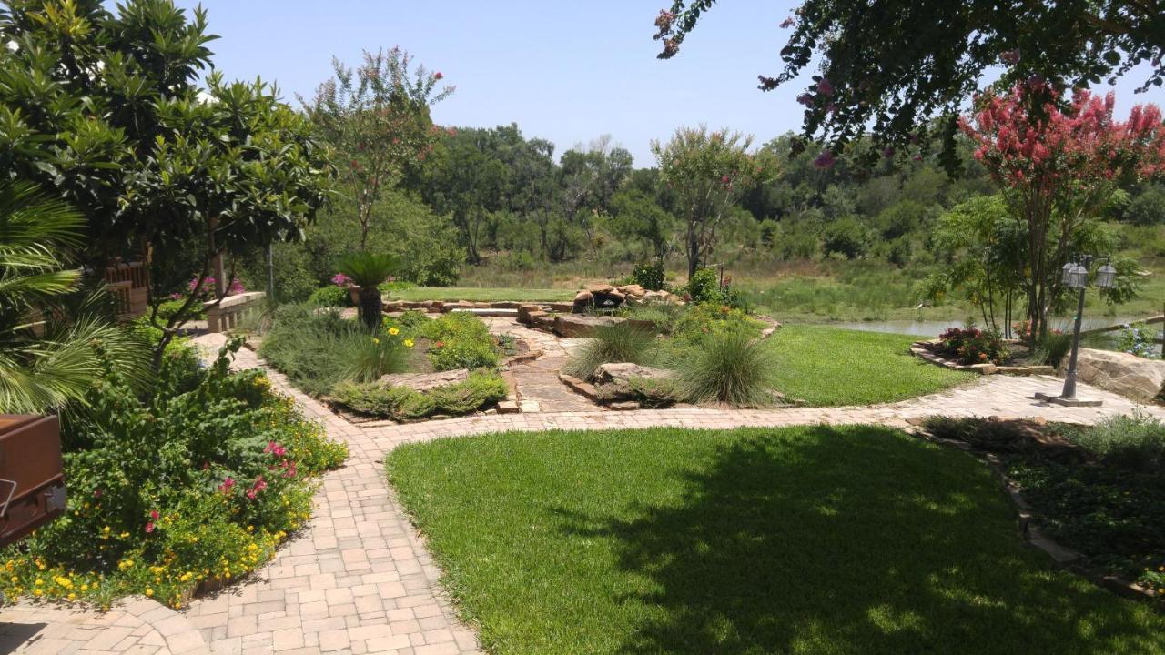 The Perry Riverhouse Bastrop Exterior photo